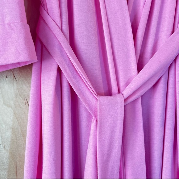 Pink Jersey Robe with Sewn Tie Waistband in Size Large - Picture 2 of 7